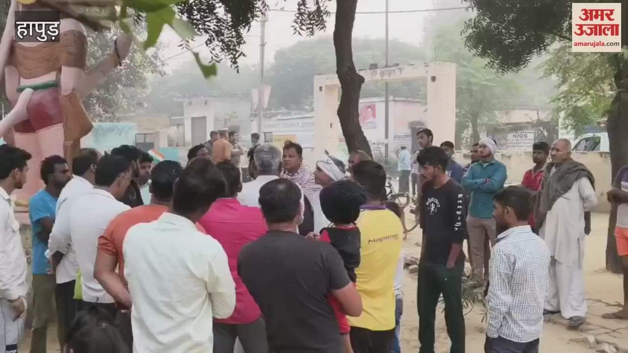 In Hapur idol broken and thrown outside the temple anger among villagers