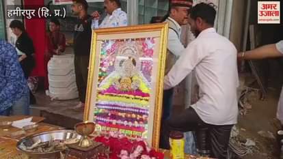 Hamirpur Bhandara organised on the birthday of Khatu Shyam in Hamirpur market