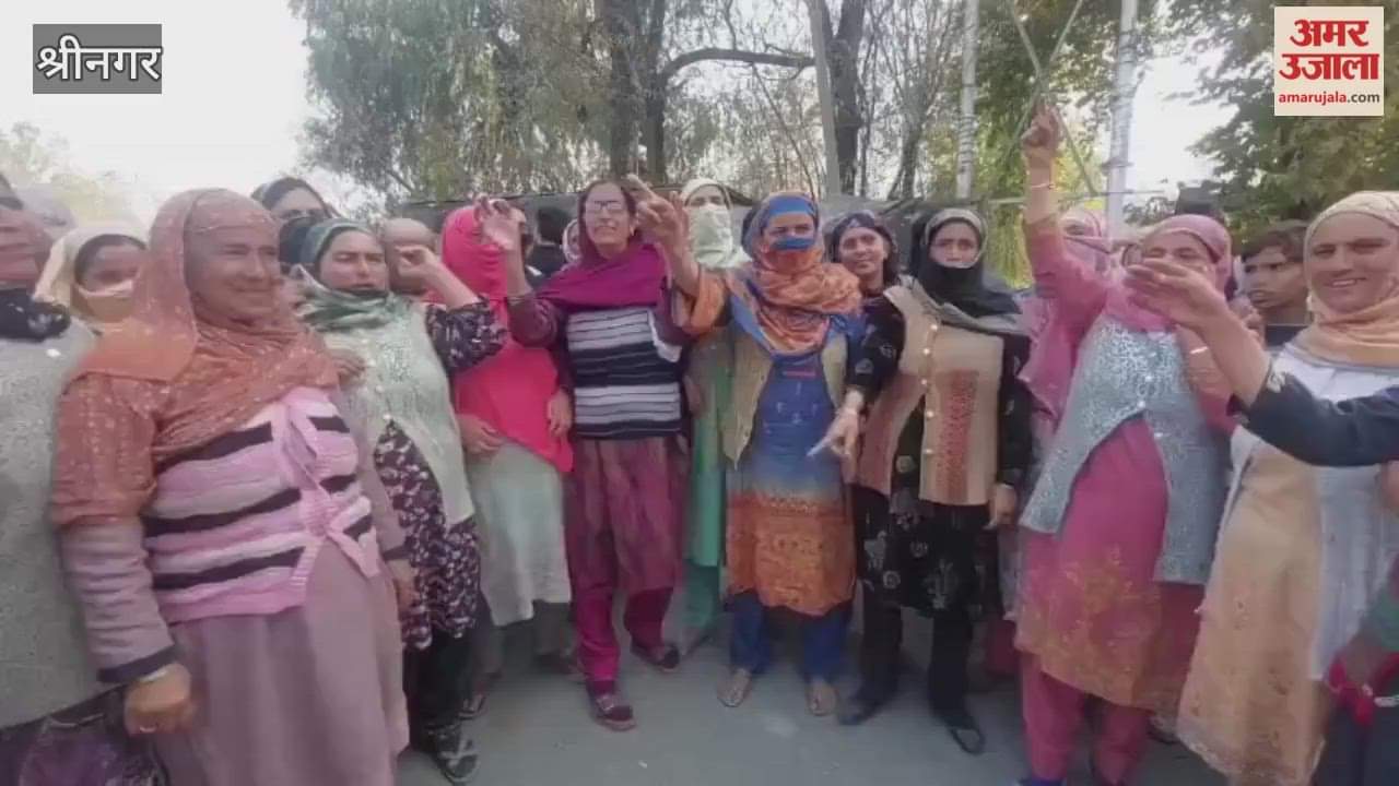 Protest Erupts in Gadoora, Ganderbal Against Installation of Smart Meters