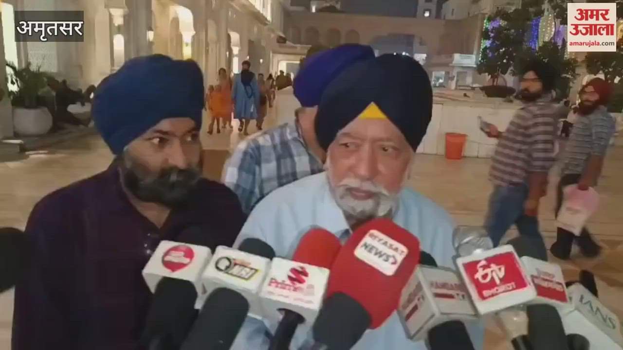 Former SGPC president Paramjit Singh Sarna reached Harimandir Sahib