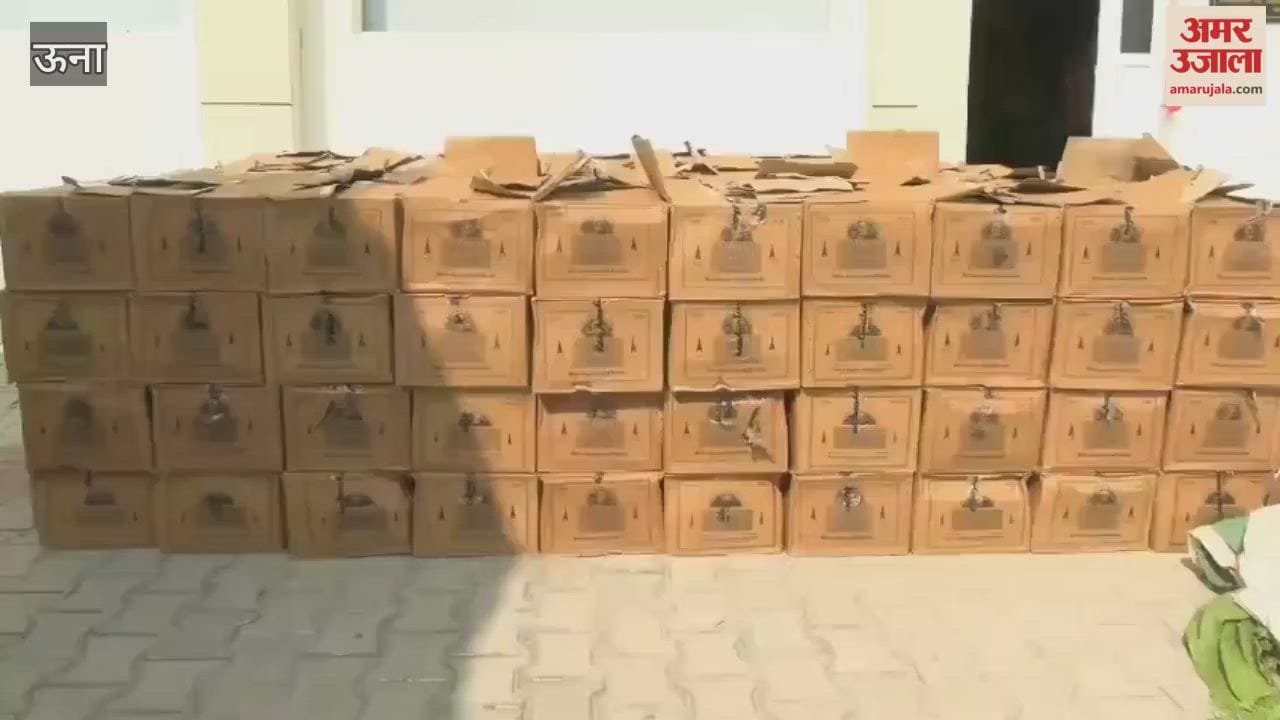 Una SIU Una team recovered a consignment of English liquor from a truck