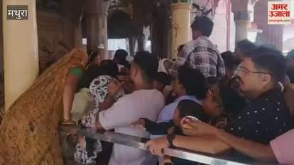 Crowds of devotees thronged Dauji Temple on Kartik Purnima