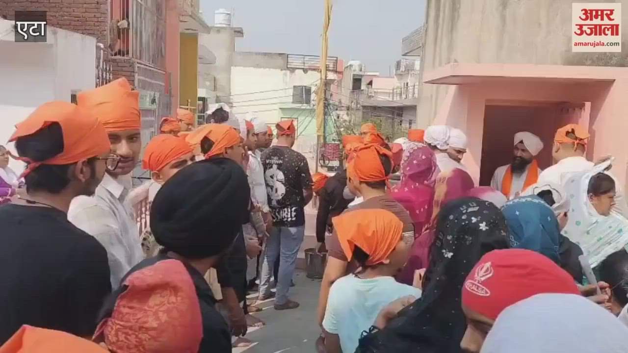 Guru Nanak Dev Prakash Parv celebrated with Shabad Kirtan