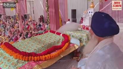 Diwan decorated in Ramlila Maidan on the occasion of Prakash Parv of Shri Guru Nanak Dev