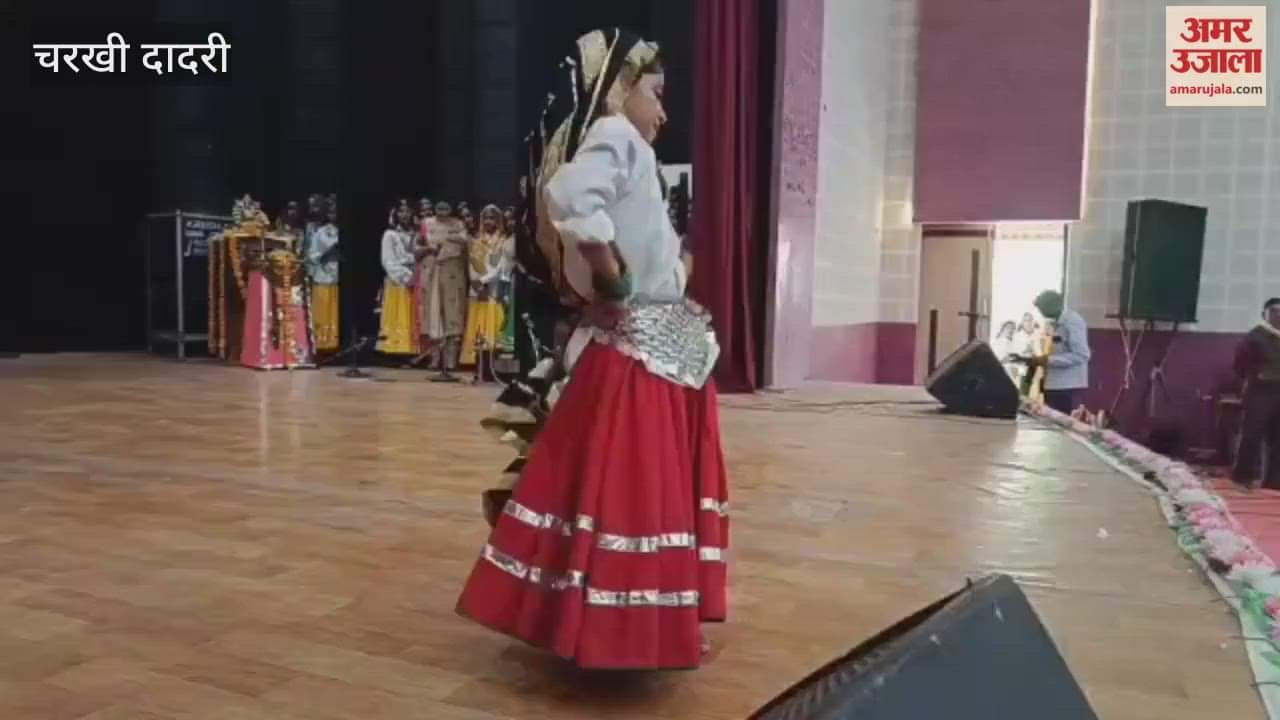 Cultural splendor spread in the District Youth Festival in Charkhi-Dadri