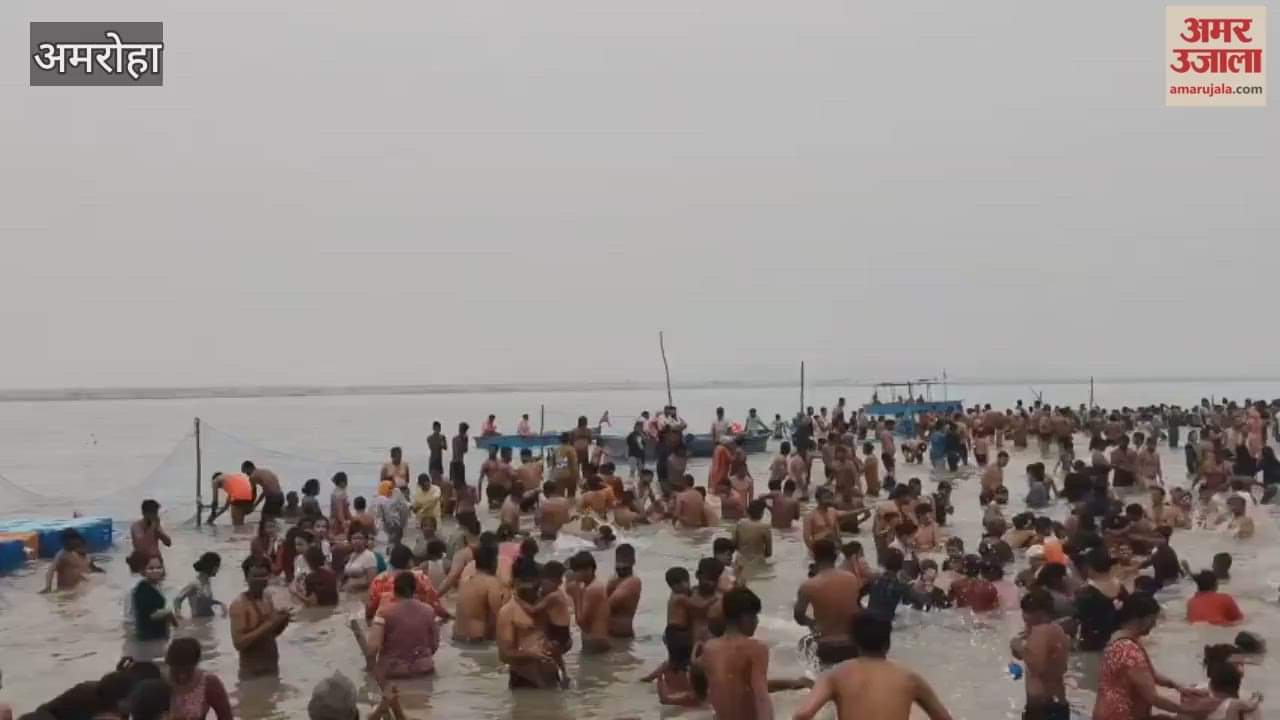Devotees earned merit by bathing in the Tigri Ganga fair