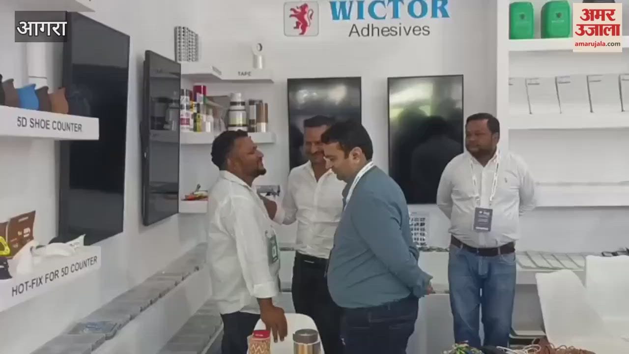 Synthetic Steals Show at Meet at Agra