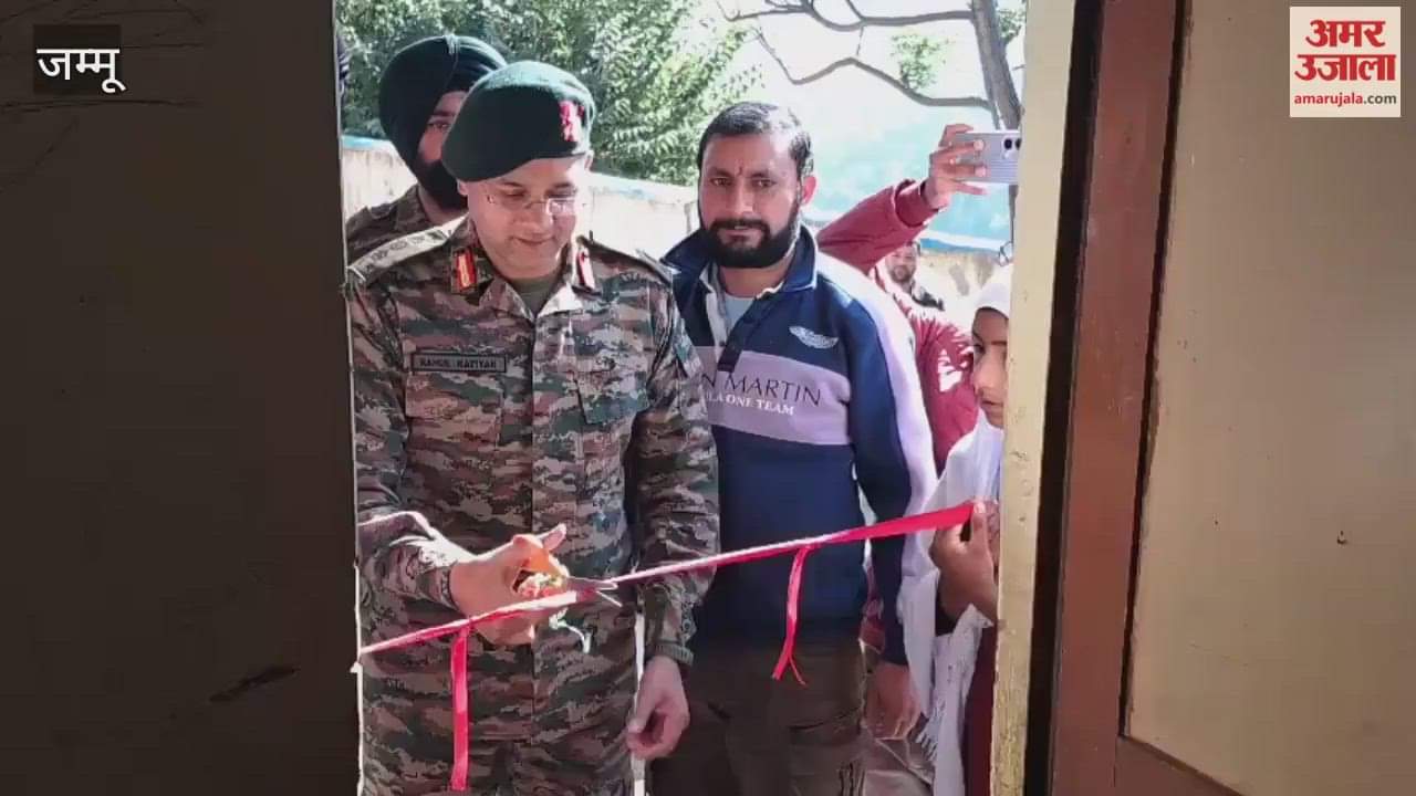 Indian Army donated 15 new desks to UPS Malwas under Operation Sadbhavna