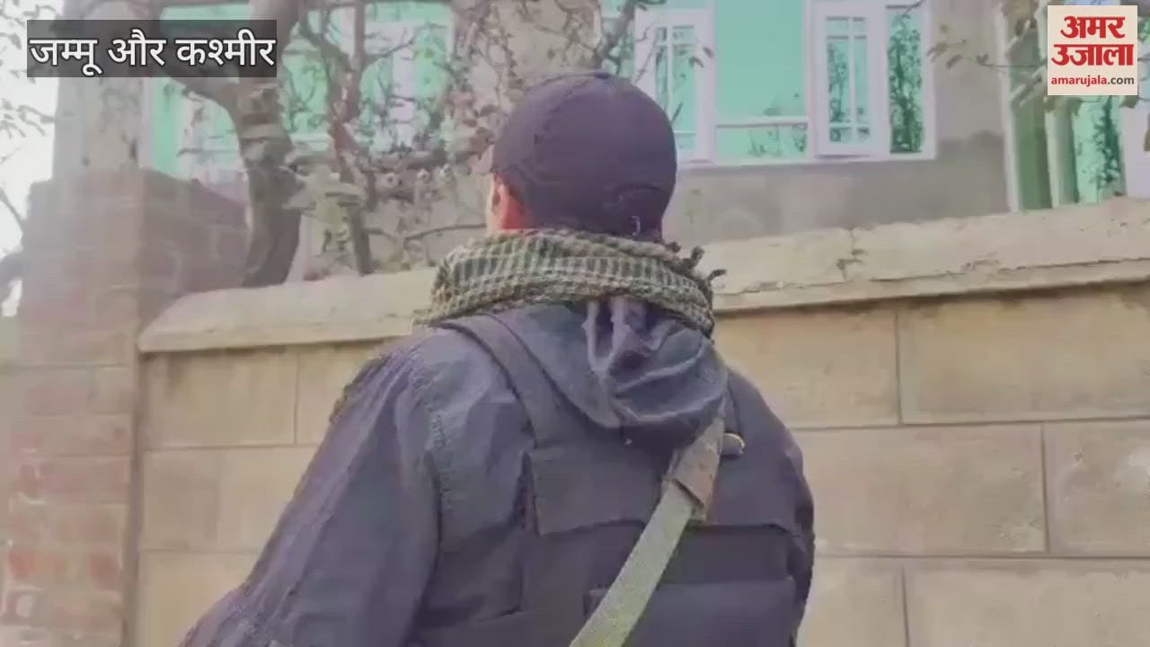 Shopian police carried out searches today in the houses of terrorists who are reportedly operating from Pakistan-occupied Kashmir (PoK).