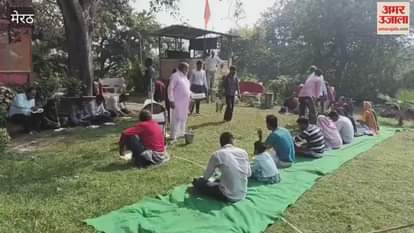 Meerut: After the wish was fulfilled, the family reached Hastinapur from Haryana and performed puja at the Pandava mound