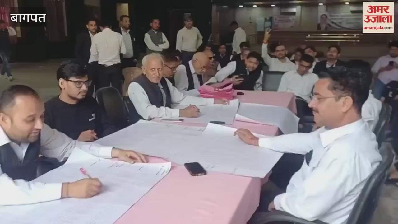 Shamli: Shrimad Bhagwat Katha begins, atmosphere becomes devotional, devotees arrive in large numbers