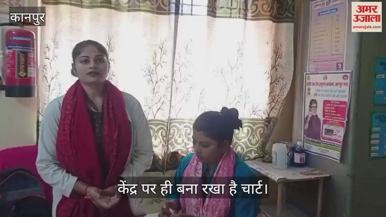 कानपुर: सीएचओ महिलाओं को स्तन कैंसर के लिए कर रहीं जागरूक