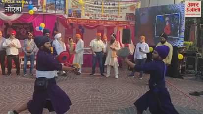 Noida Sector-136 Garudwara organized Nagar Kirtan on Guru Nanak Jayanti Prakash Parv