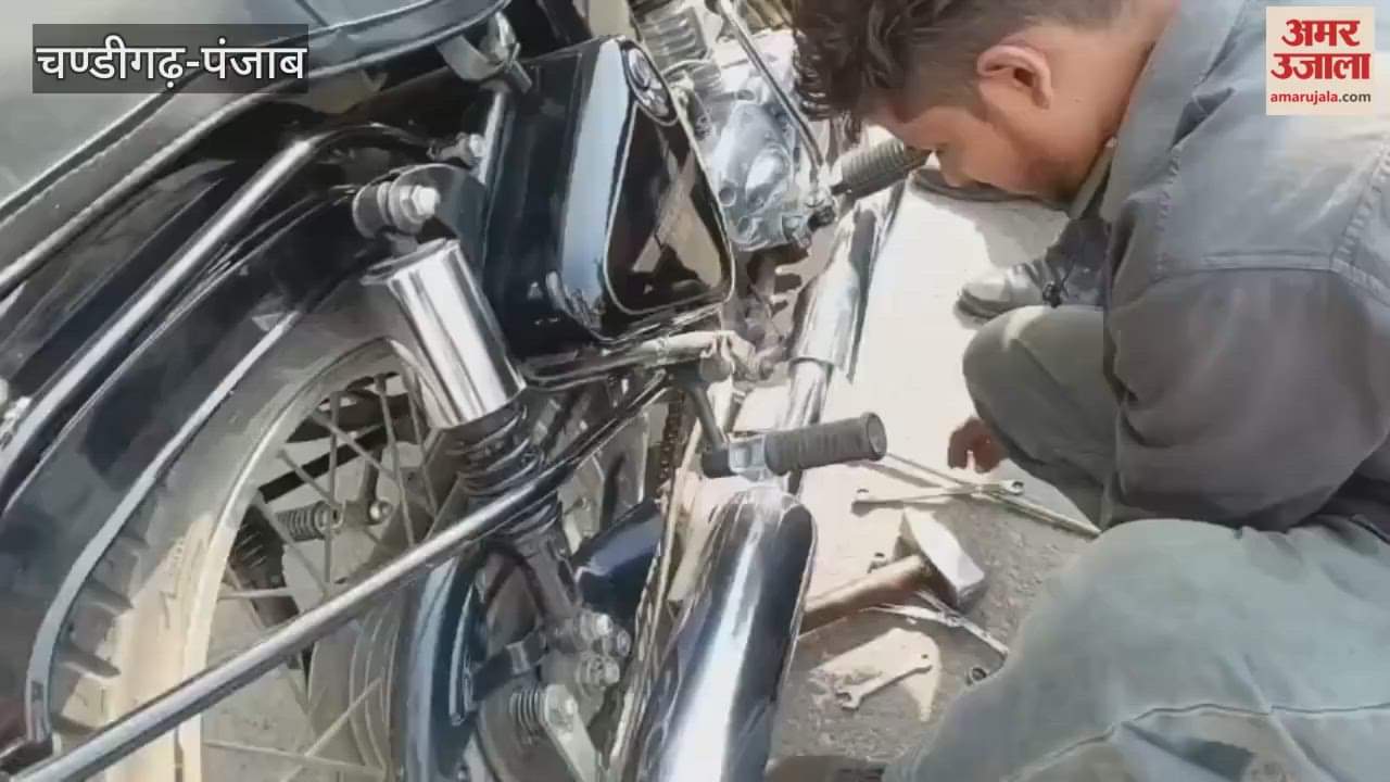 Moga police took action against Bullet bikes with loud silencers