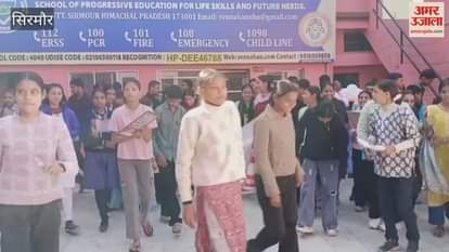 Sirmour Students in Nahan showed eagerness to get Atul Maheshwari scholarship