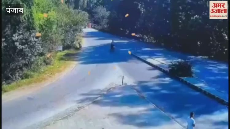 Two Sisters Crushed To Death By A Truck In Pathankot – Amar Ujala Hindi News Live