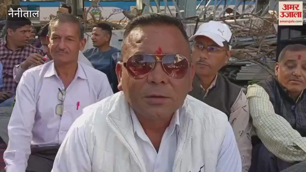 Roadways workers staged a sit-in at the RM office Haldwani