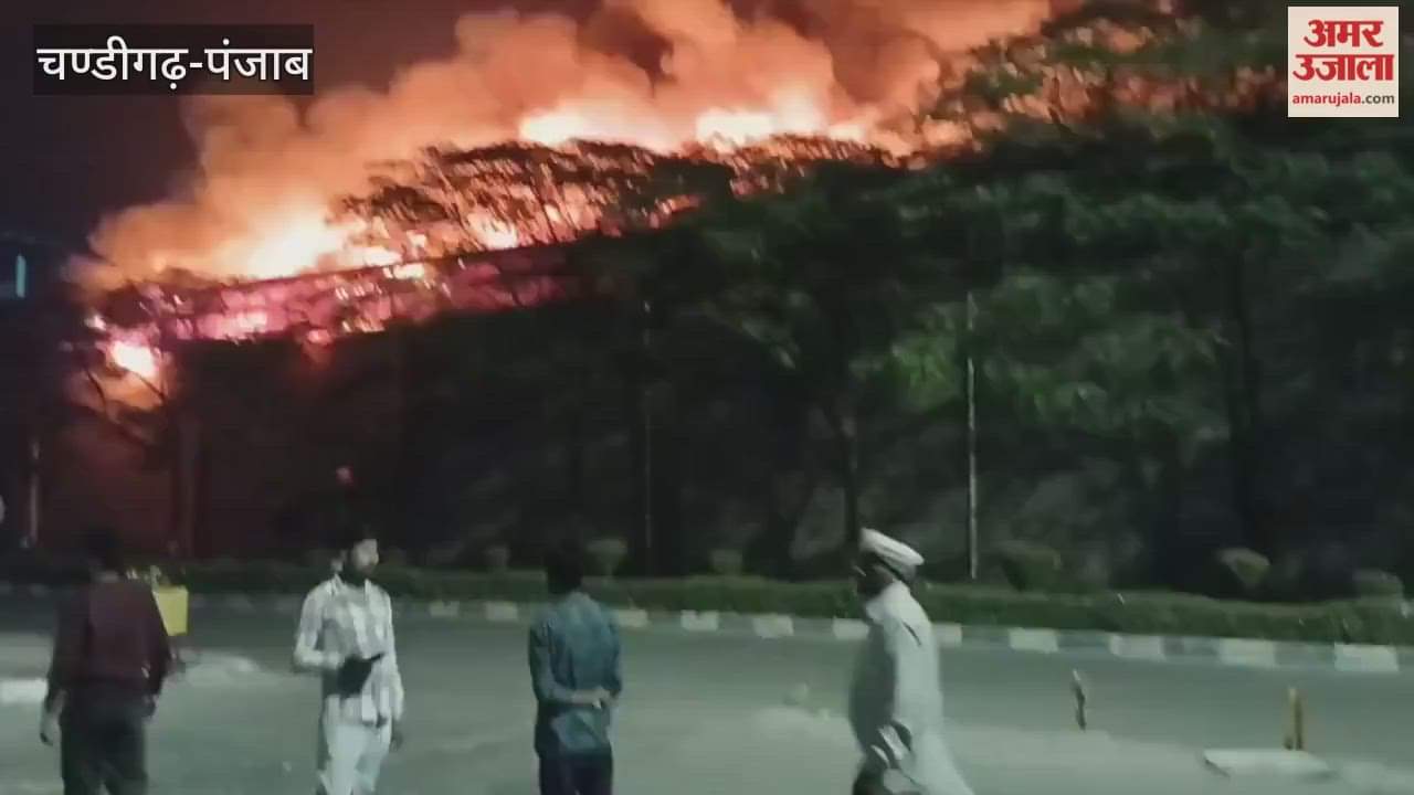 Fire broke out in a factory warehouse in Jida village of Bathinda