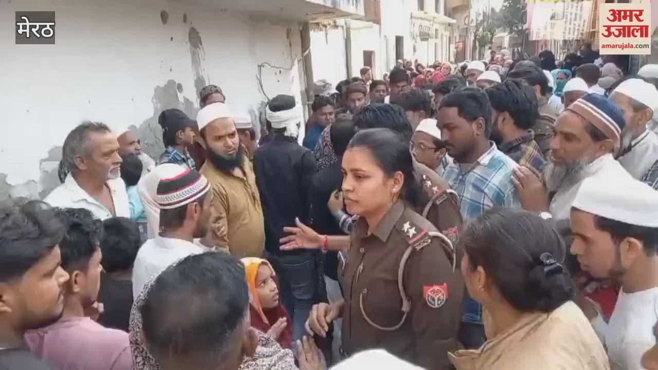 Meerut: Angry family members refused to take the body after the wife did not come