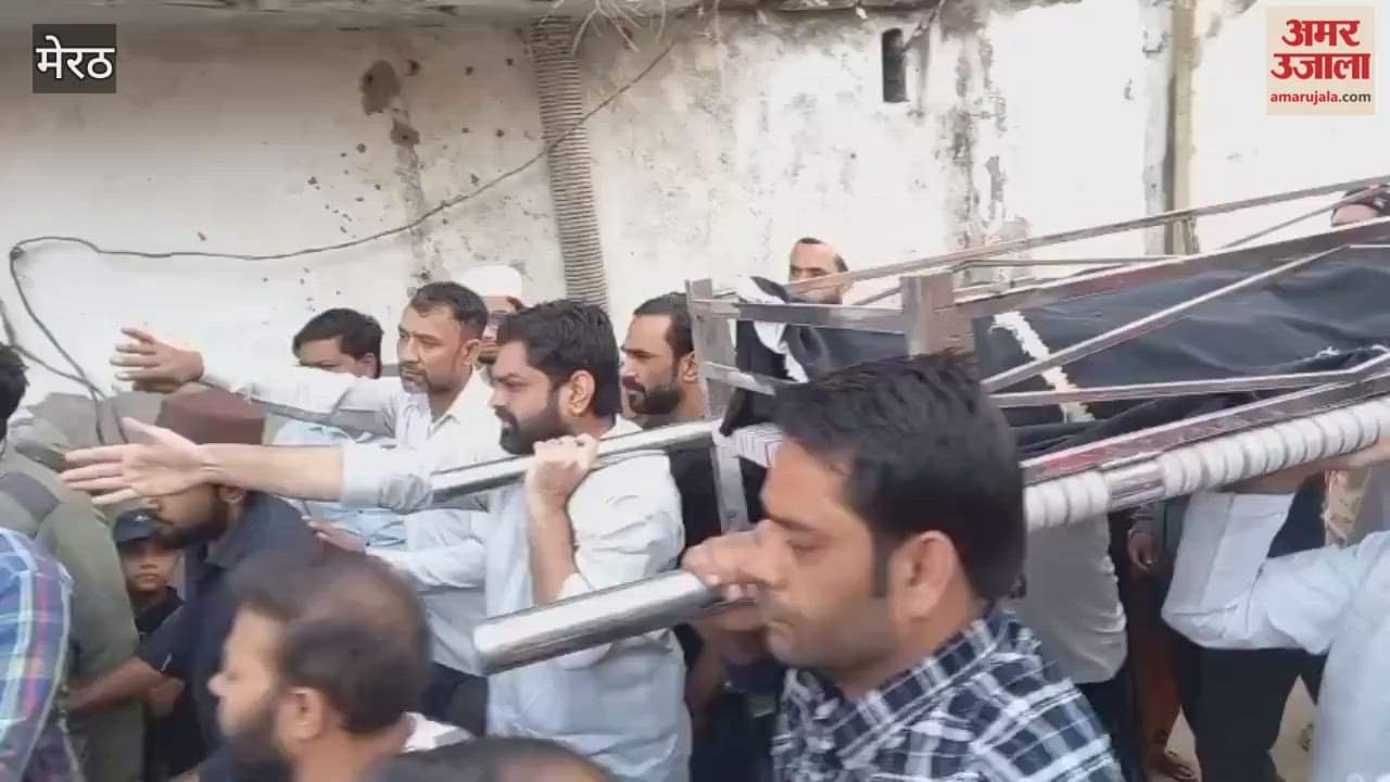 Meerut: Mohsin's funeral procession caught in a dispute between his mother and wife