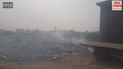 Increase in pollution due to garbage in Thora village of Greater Noida