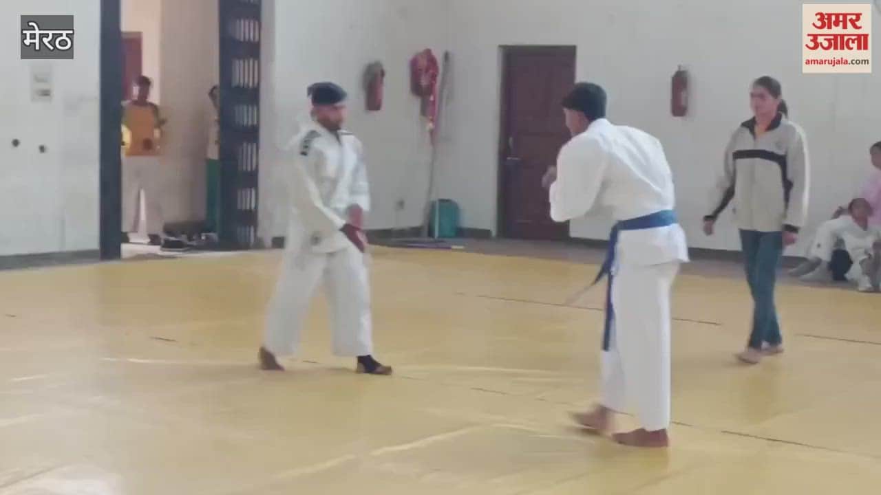 Meerut: Trials were held at Kailash Prakash Stadium for the state level men's judo competition to be held in Lucknow