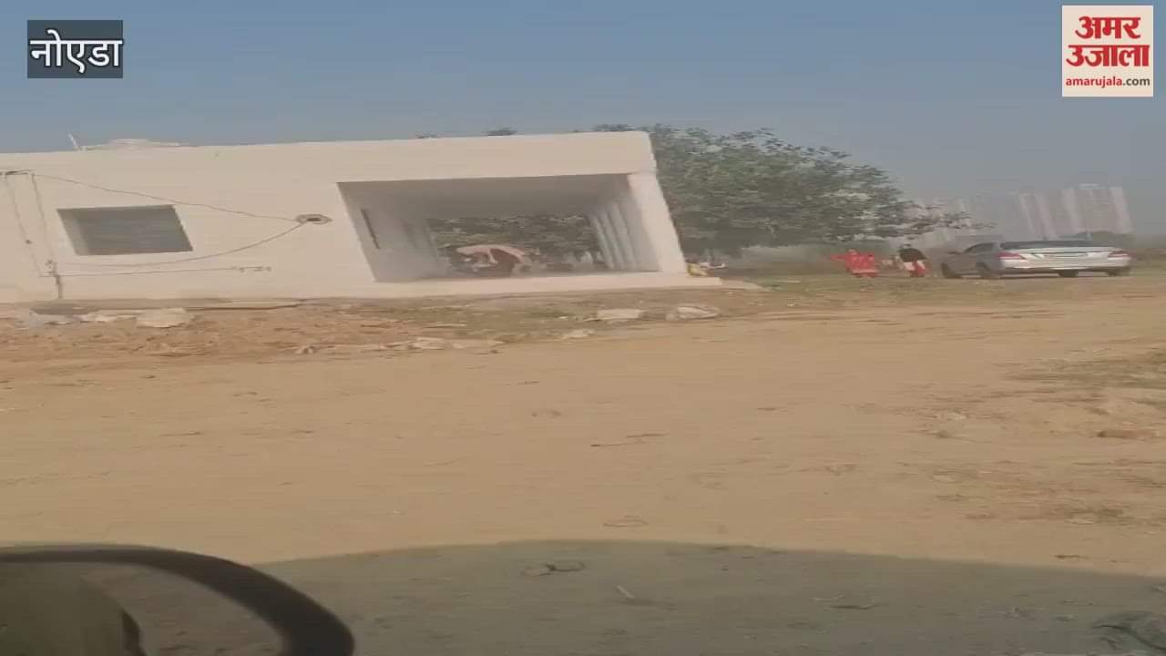 video of school students sweeping school  in Greater Noida