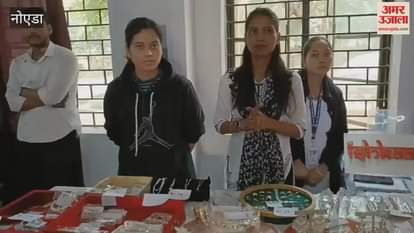 Noida M.Com students set up stalls