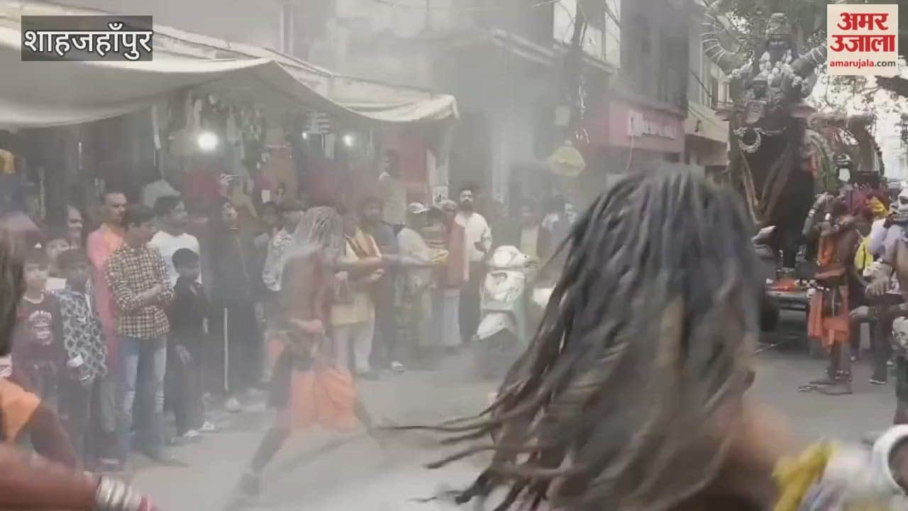 Sai Shobhayatra was taken out with great pomp in Shahjahanpur