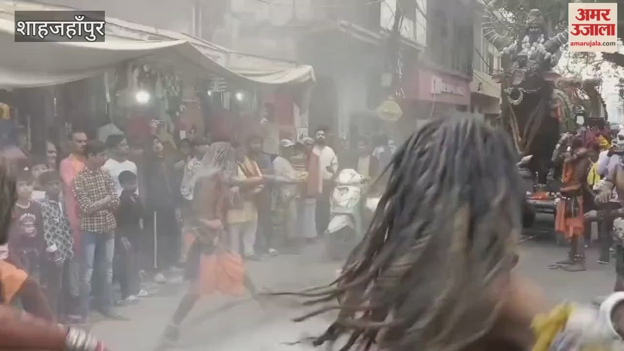 Sai Shobhayatra was taken out with great pomp in Shahjahanpur