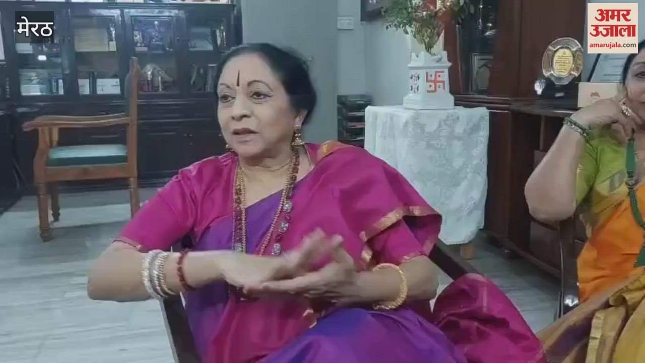 Meerut: Padmashree Nalini Kamalini said, the importance of Guru is very high in life.