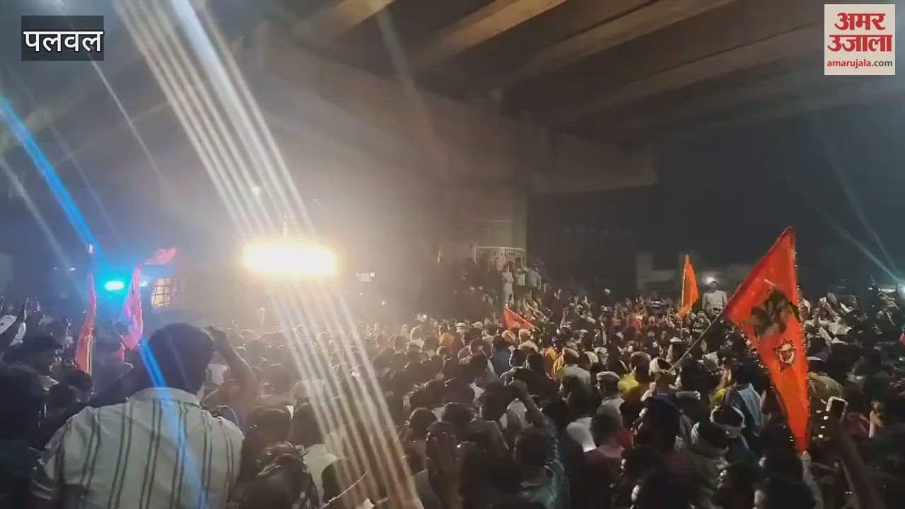 Grand welcome for Dhirendra Shastri Sanatan Ekta Padyatra in Palwal