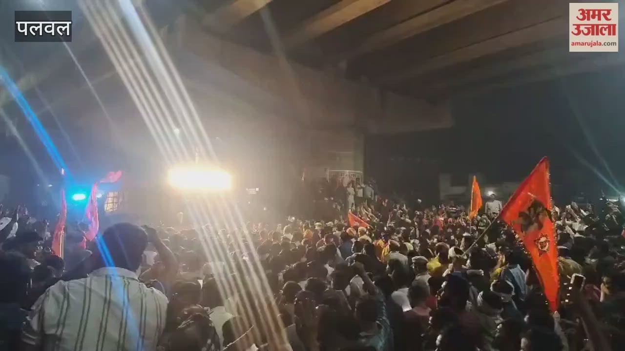 Grand welcome for Dhirendra Shastri Sanatan Ekta Padyatra in Palwal