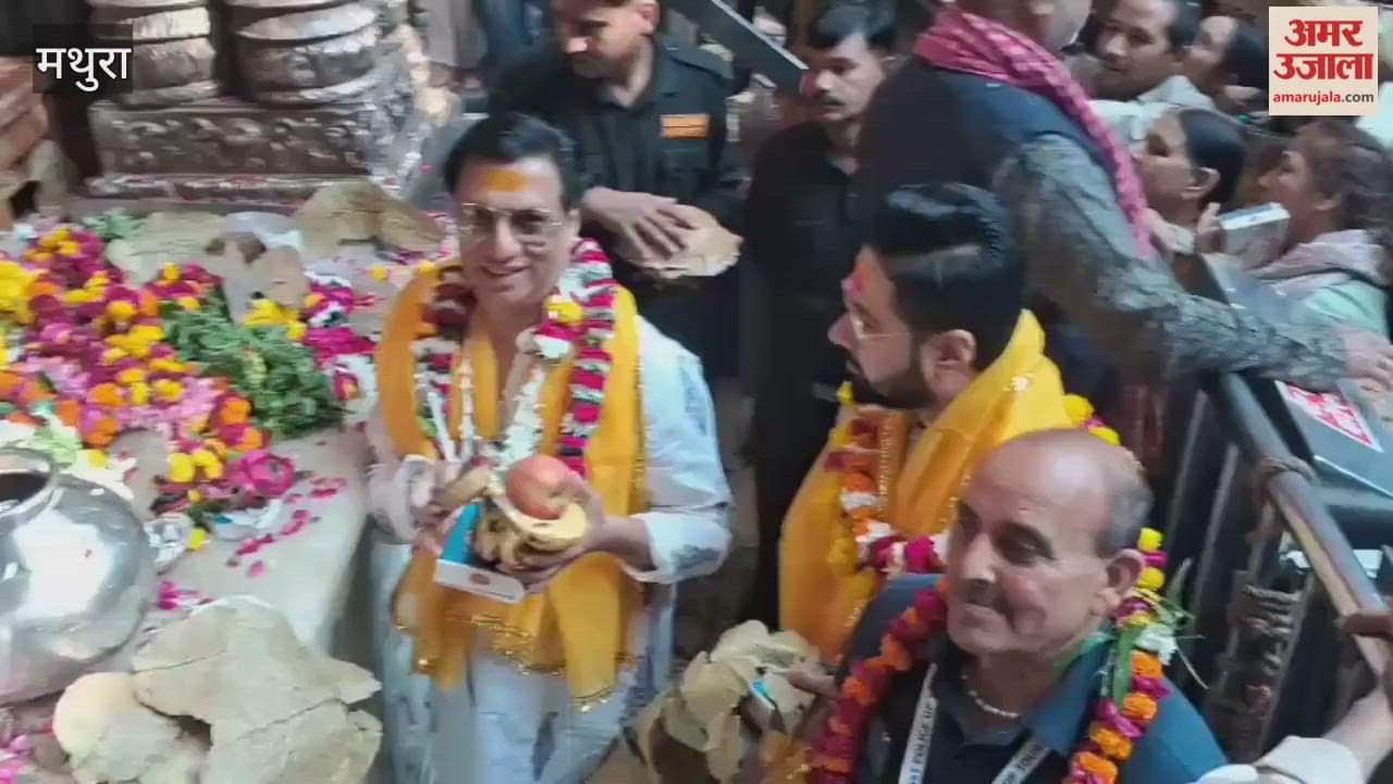 Madhur Bhandarkar Visits Vrindavan’s Banke Bihari Temple