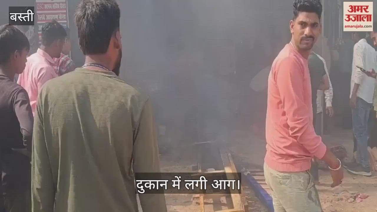 A short circuit caused a fire in a printing press, causing damage worth lakhs of rupees.