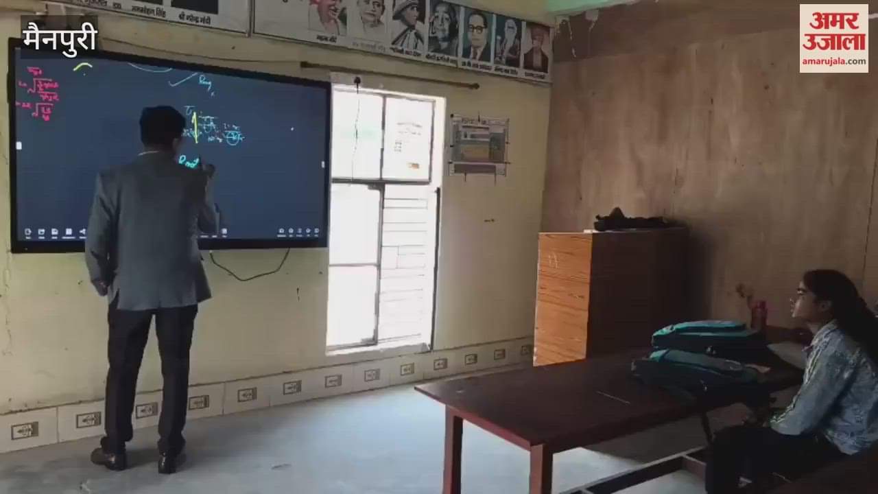 DM Turns Teacher: Teaches Science to Students at Public Library in Manpuri