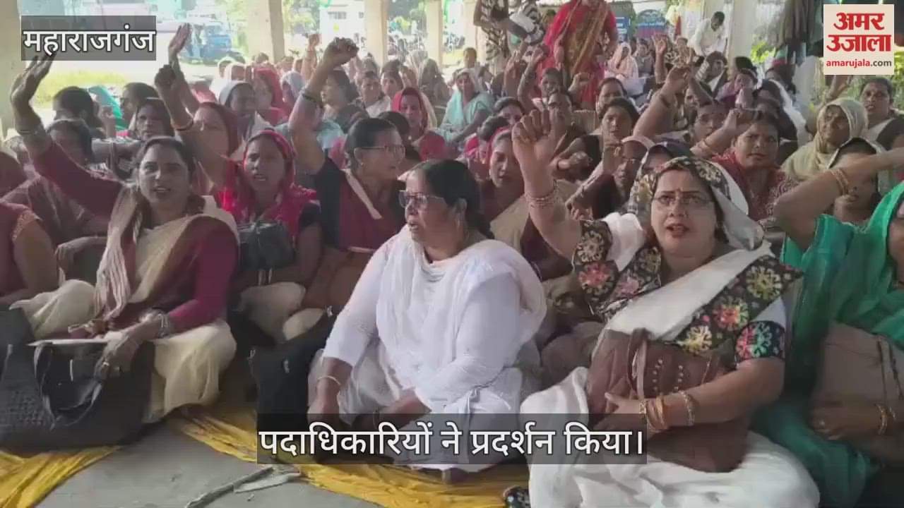 Asha workers association officials staged a sit-in protest