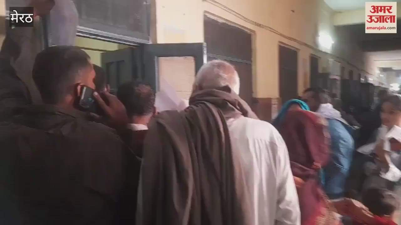 Meerut: The weather is making people sick, with long lines forming at the district hospital throughout the day