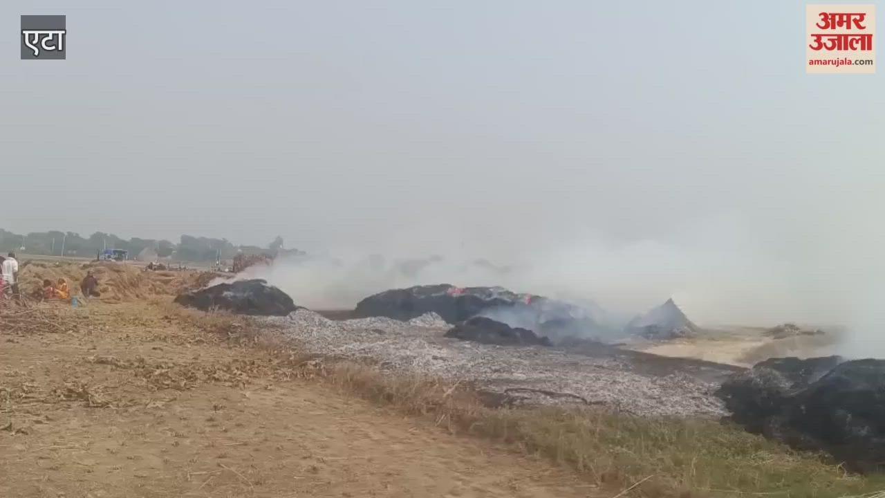 massive fire broke out in heap of stubble due to unknown reasons