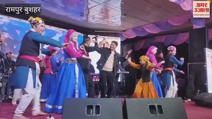 Rampur Bushahr Artists enthralled the audience at the third cultural evening of the International Lavi Fair