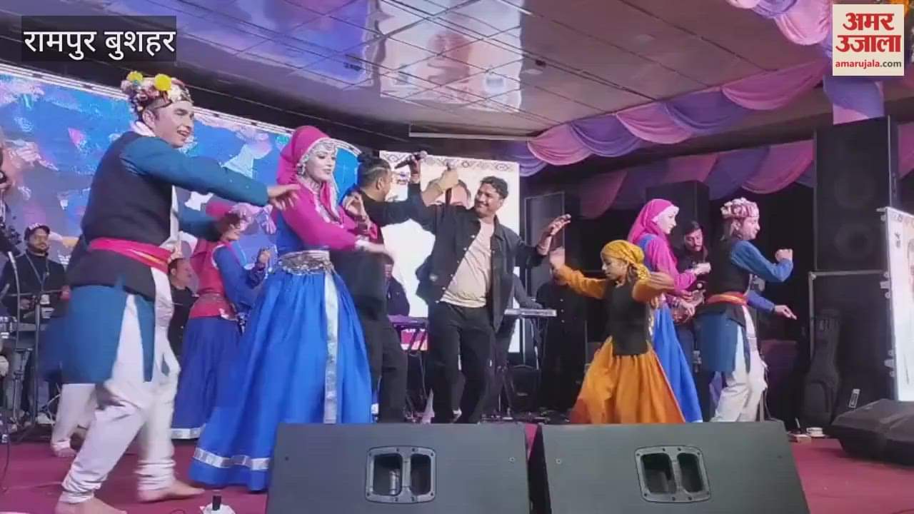 Rampur Bushahr Artists enthralled the audience at the third cultural evening of the International Lavi Fair