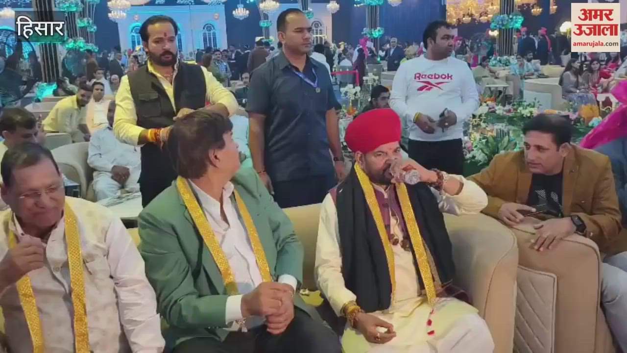 Brijbhushan Sharan Singh, former president of the Wrestling Federation of India, reached Hisar and said, "I have come to the wedding to fulfill my 8-year-old promise