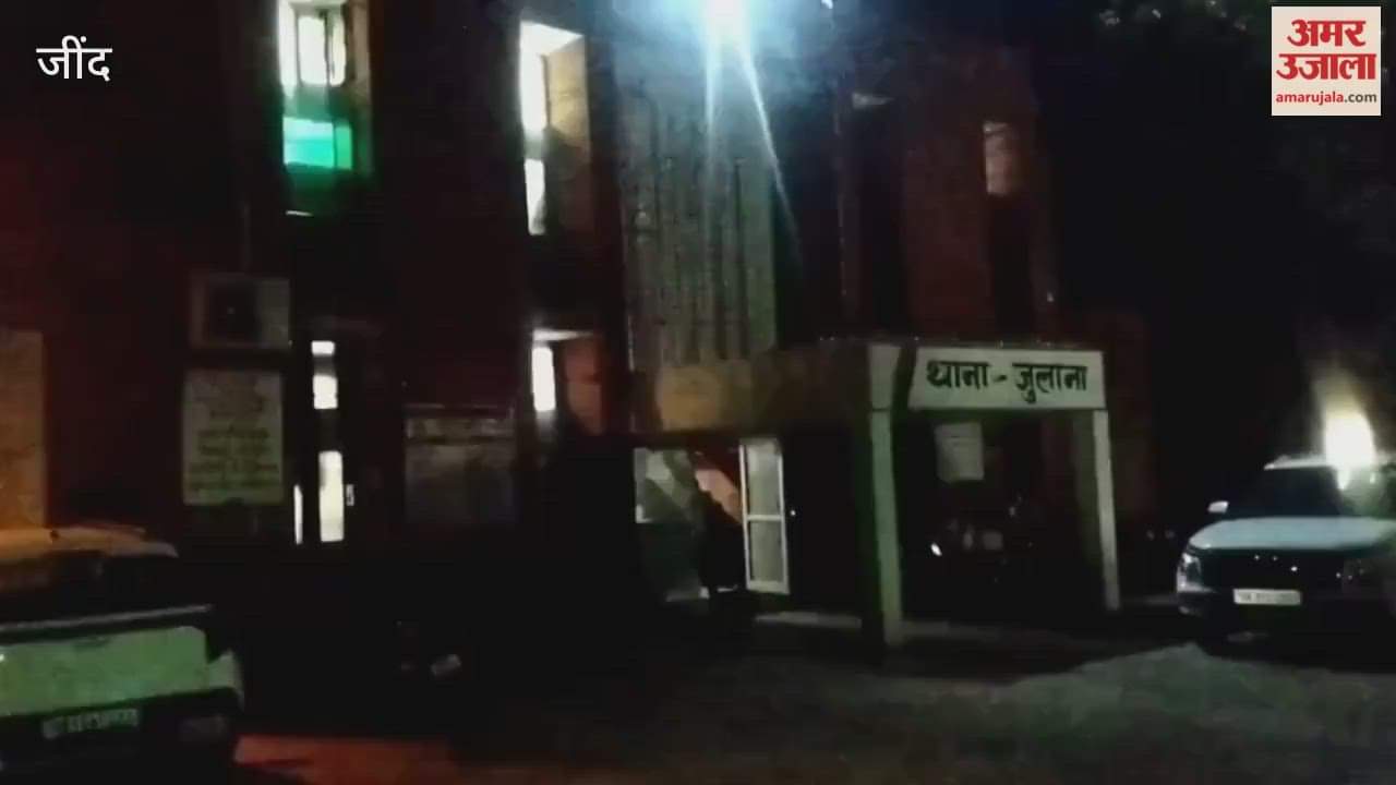 Major action by Jind's Julana police, two youths arrested with 50 cases of illicit liquor, vehicle also seized