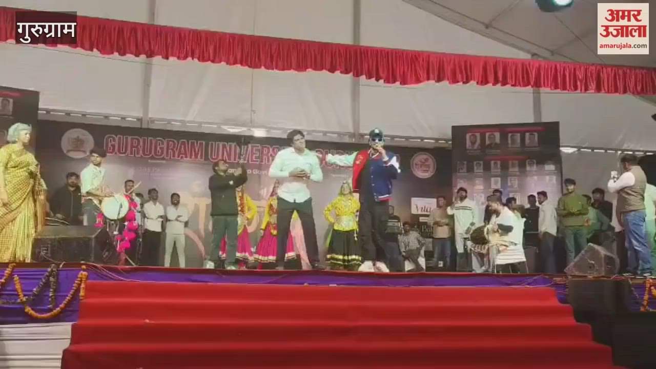 Haryanvi singer Manu Dawan performed at Gurugram Youth Festival