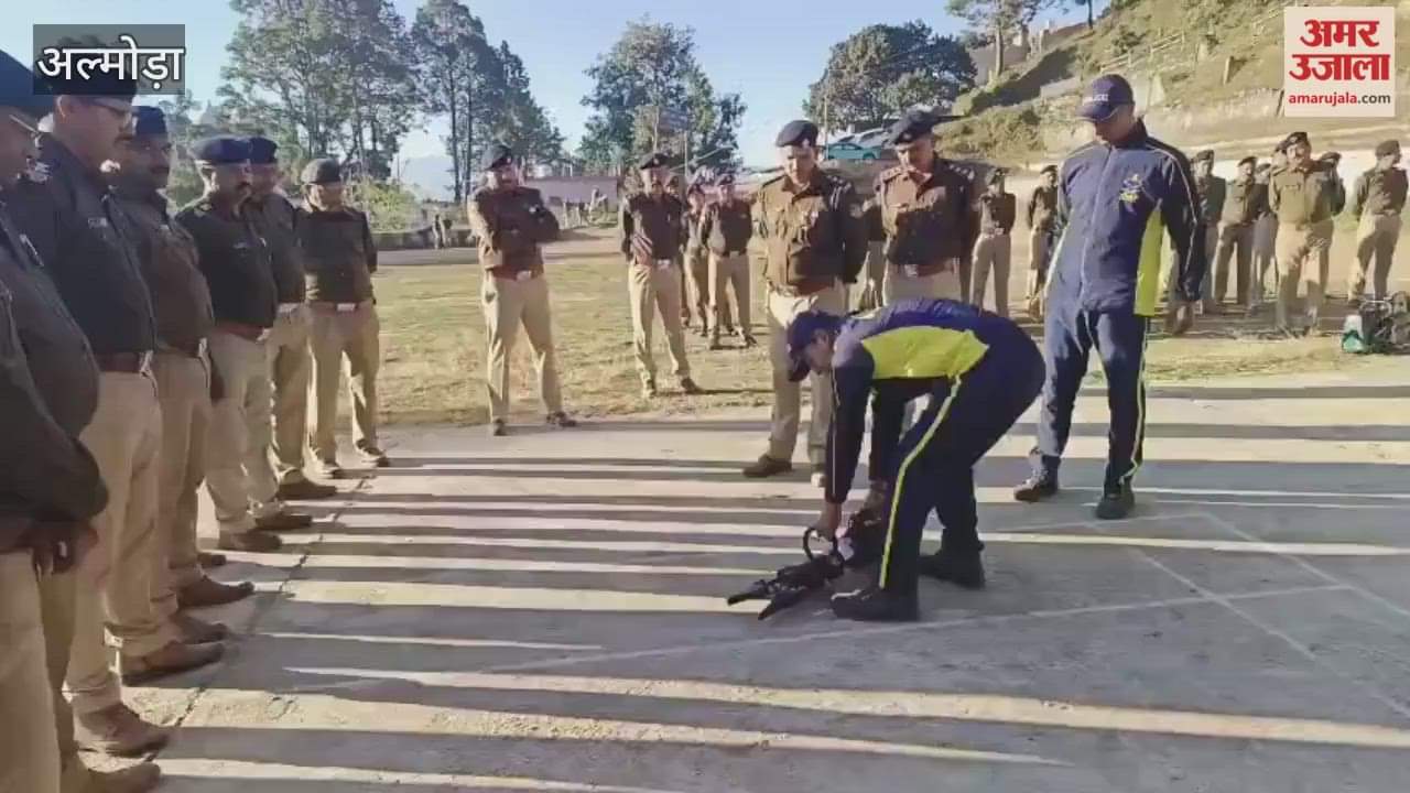 Police personnel practiced modern disaster equipment in almora