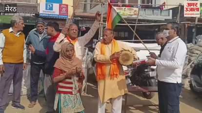 Meerut: Celebration of victory in Bihar celebrated in Daurala