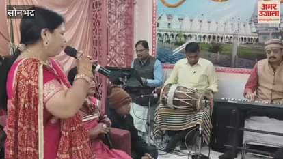 Devotees danced late night in devotion to Dadi Rani Sati