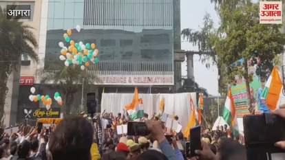 Deepti Sharma Receives Grand Welcome at Bhavana Clark Inn