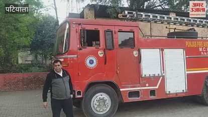 BMW turns into a ball of fire in Rajpura, driver saves his life by breaking the sunroof