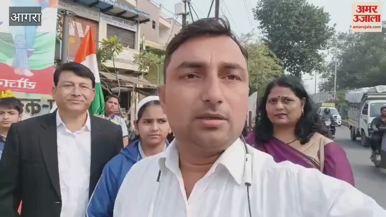 Kids Cheer for Deepti Sharma